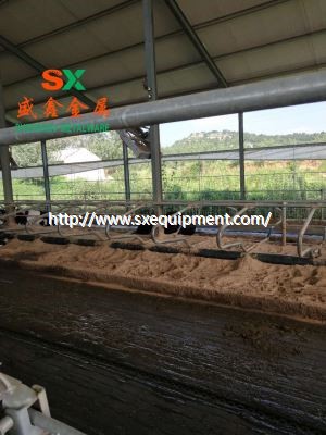 ફાર્મ ગાય ફ્રી સ્ટોલ ક્યુબિકલ